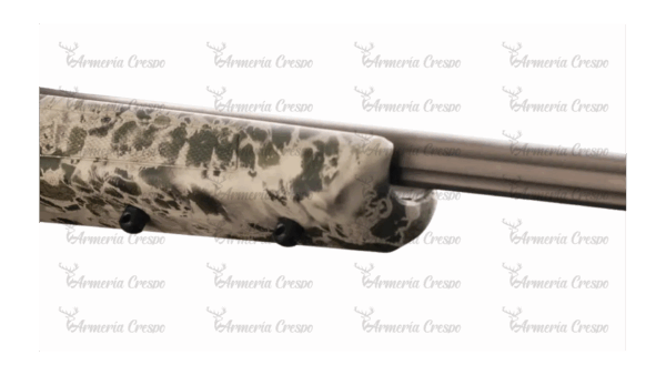 Rifle CVA Cascade LRXH con culata camuflada, lomo regulable y cañón Cerakote bronce.