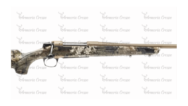 Rifle CVA Cascade Wideland con culata camuflada Wideland y cañón Cerakote bronce.