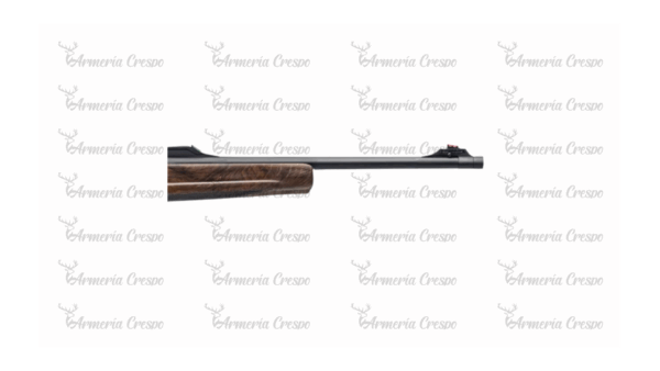 Rifle semiautomático Browning BAR 4X Ultimate con cañón roscado y culata de madera.