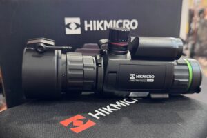 Monocular Cheetah de ocasión con medidor de distancia e IR 850